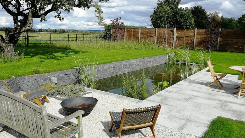 How can a new garden help the environment?